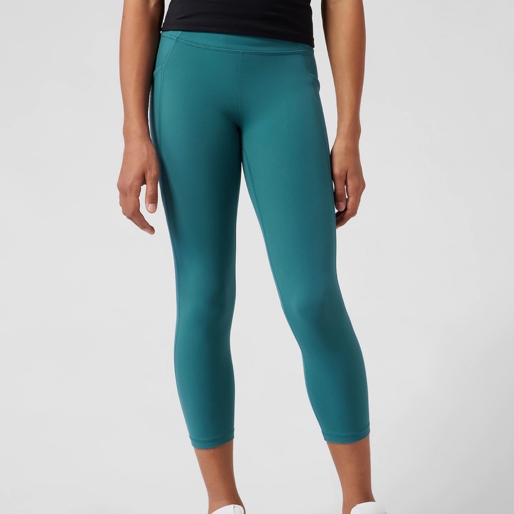 Girl Athleta Stash Your Treasures Tight Capri Leggings